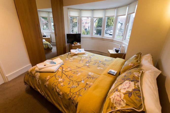 Broad Oaks B&B Solihull Ngoại thất bức ảnh
